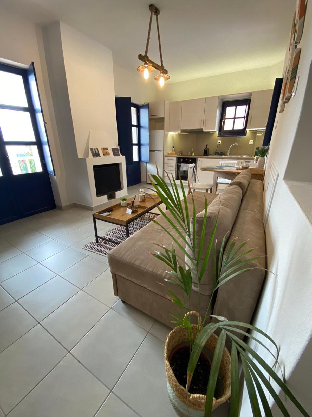 Oros Eros 2 Holiday home *
